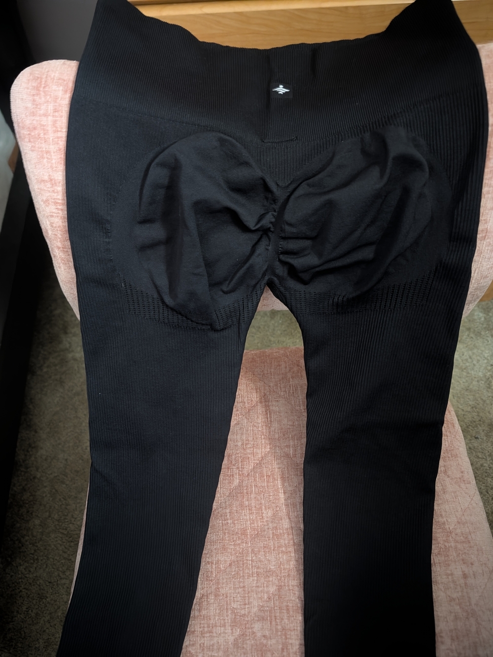 HALARA Black Leggings with Ruched Back Detail NEVER BEEN WORN